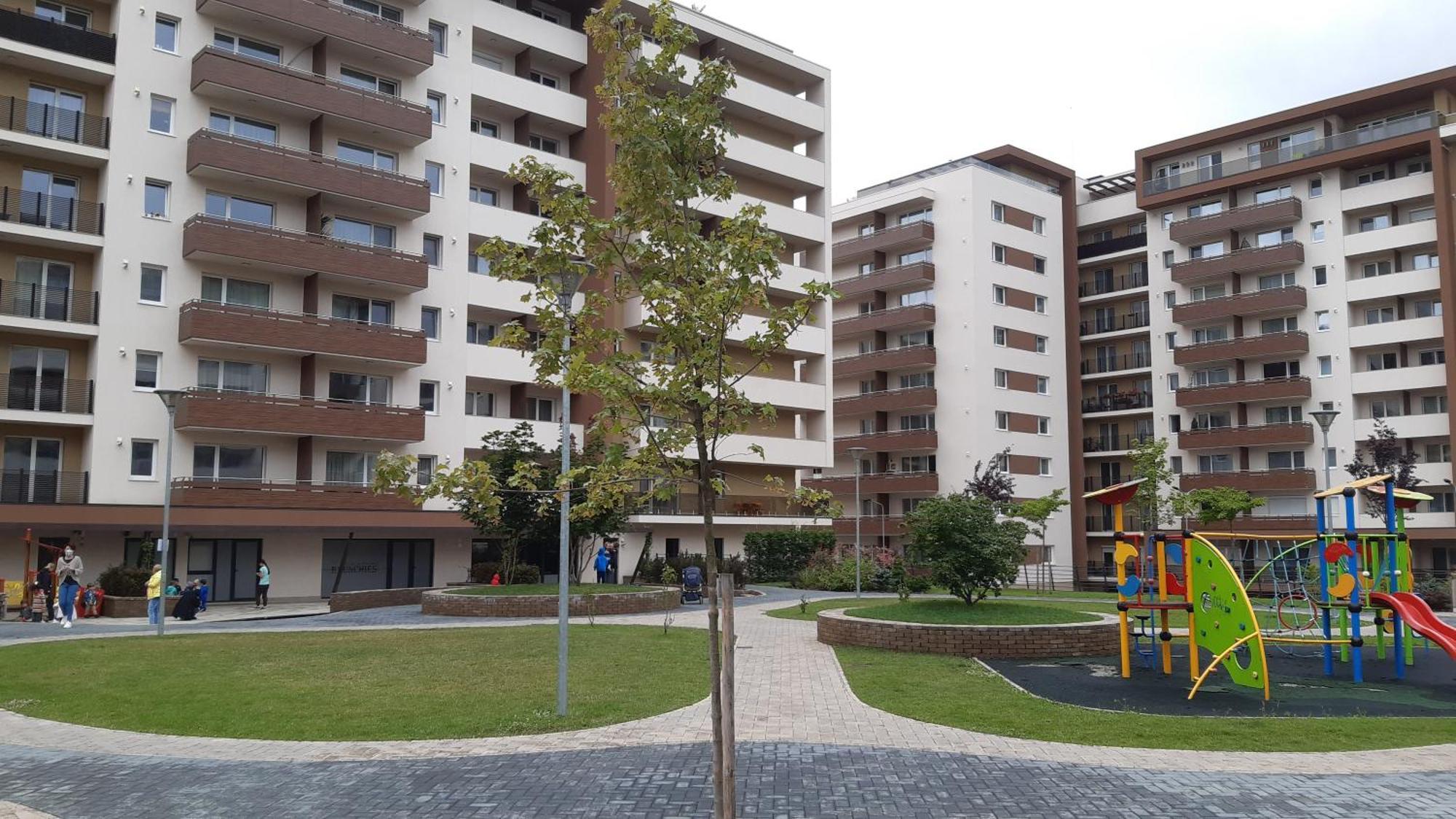 Apartament Marcel - Coresi Mall Brasov Bagian luar foto